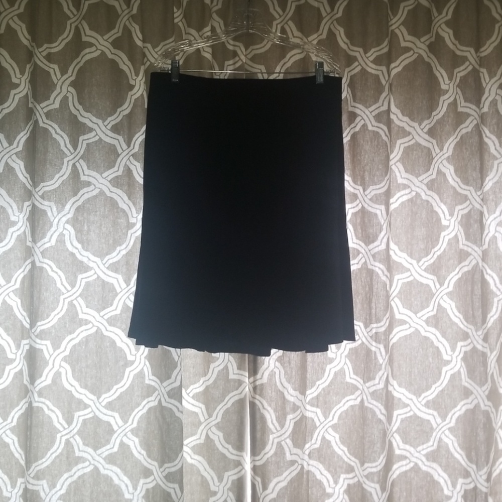 Black pencil skirt